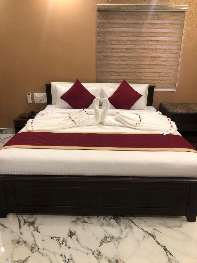 Eshanya Comforts Attibele Buitenkant foto